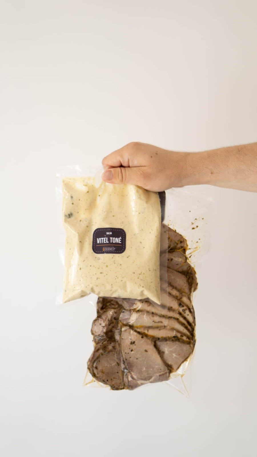 Peceto + Salsa Vitel Tone
